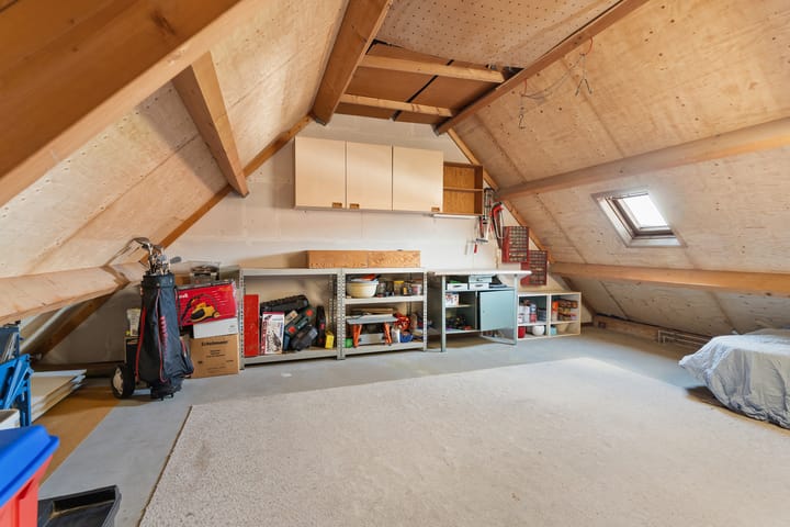 Foto 25 van Zeisstraat 37