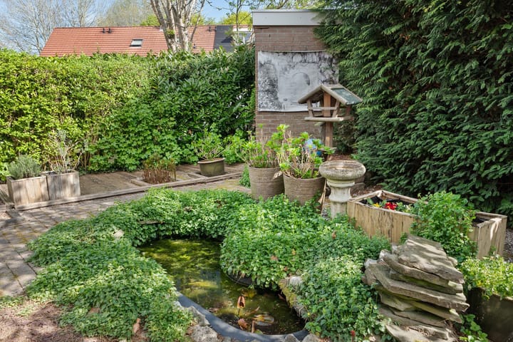 Foto 31 van Zeisstraat 37