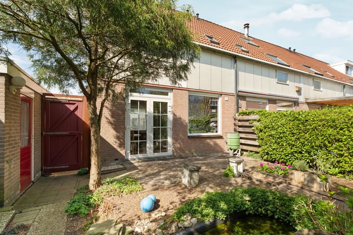 Foto 32 van Zeisstraat 37