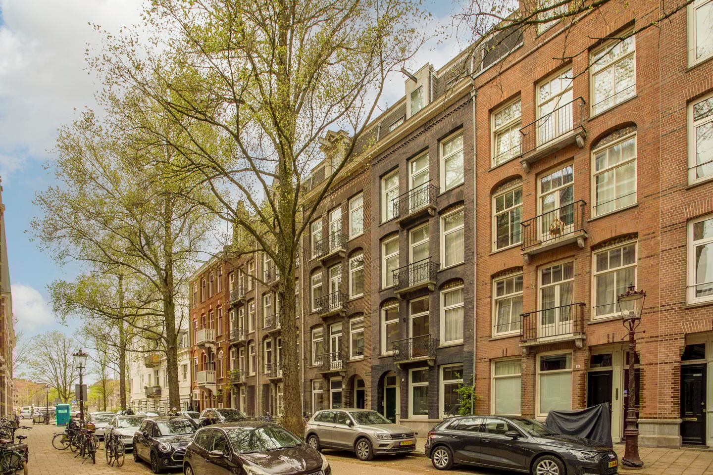 Photo 4 of Graaf Florisstraat 7-2