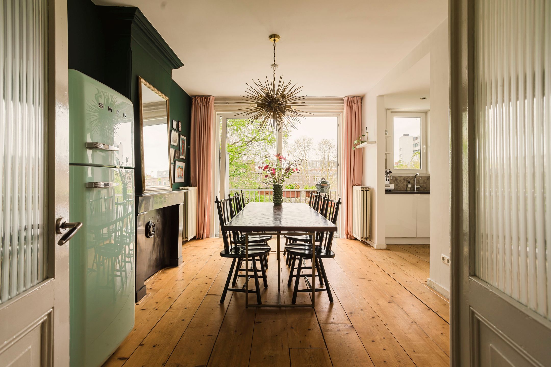 Photo 6 of Graaf Florisstraat 7-2