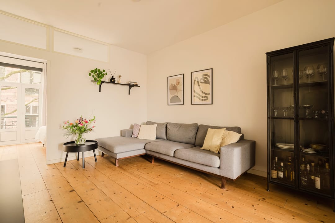 Photo 13 of Graaf Florisstraat 7-2