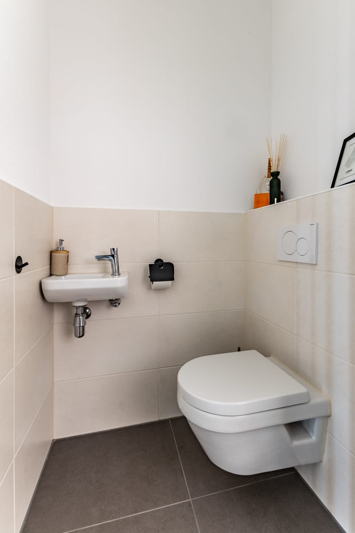 Foto 12 van Picassolaan 995