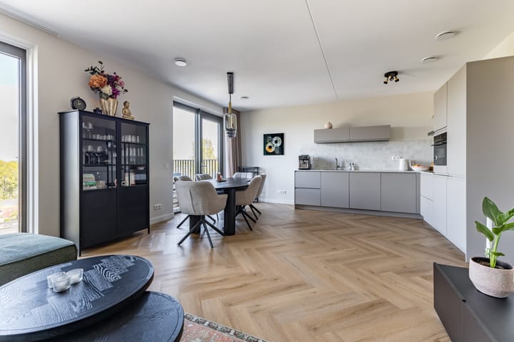 Foto 16 van Picassolaan 995