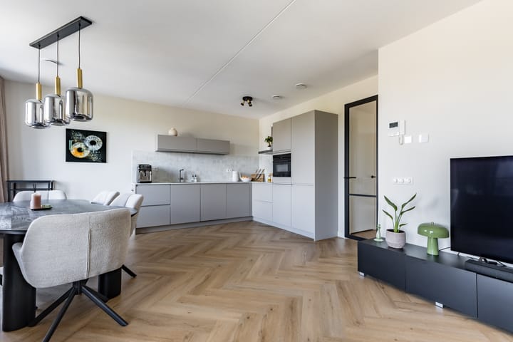 Foto 17 van Picassolaan 995