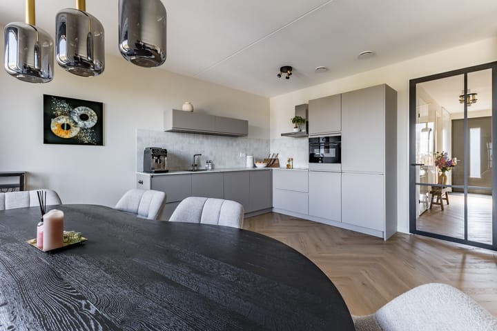 Foto 18 van Picassolaan 995