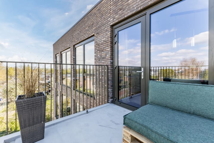 Foto 35 van Picassolaan 995