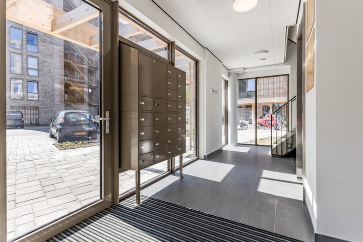 Foto 43 van Picassolaan 995