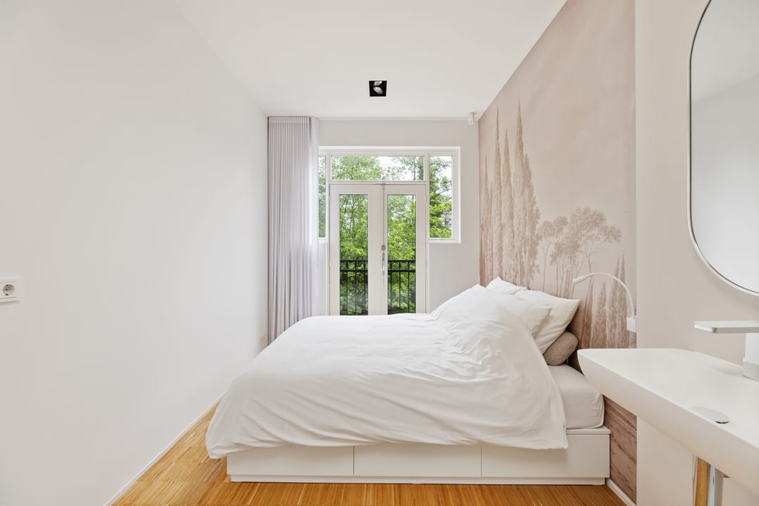 Photo 16 of IJsclubdwarsstraat 12