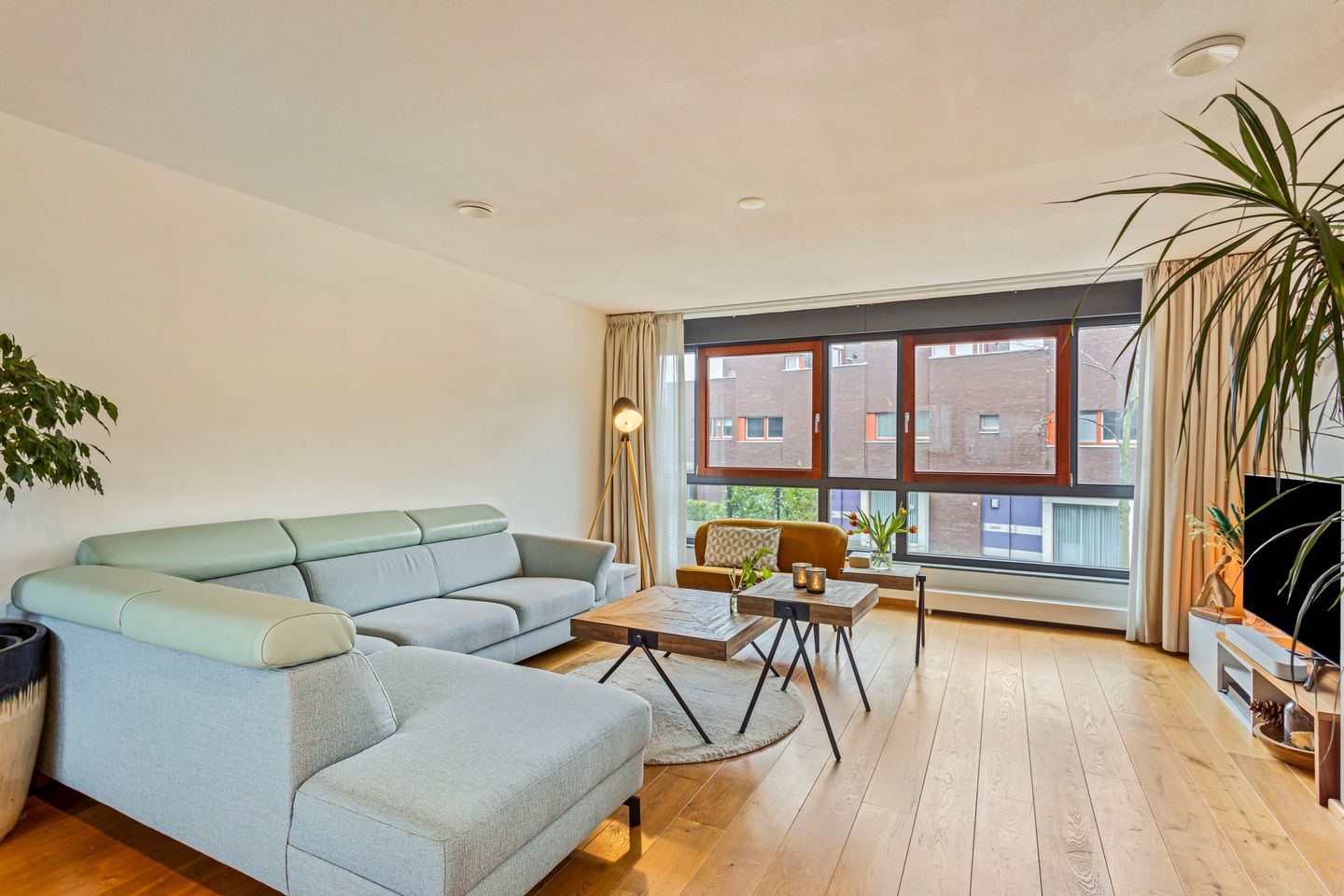 Foto 19 van Giselbertstraat 9