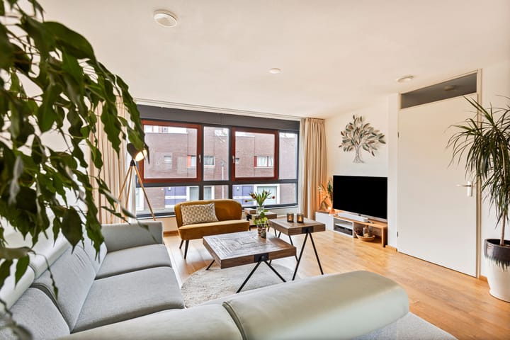 Foto 24 van Giselbertstraat 9