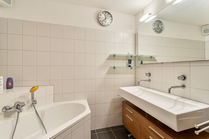 Foto 35 van Giselbertstraat 9