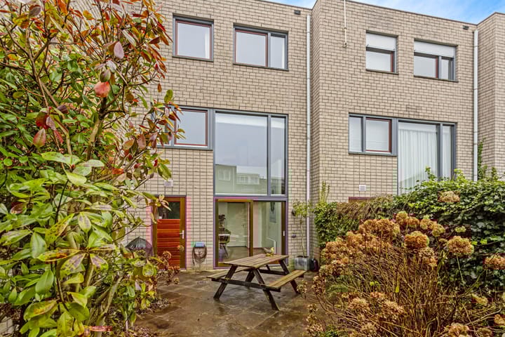 Foto 45 van Giselbertstraat 9