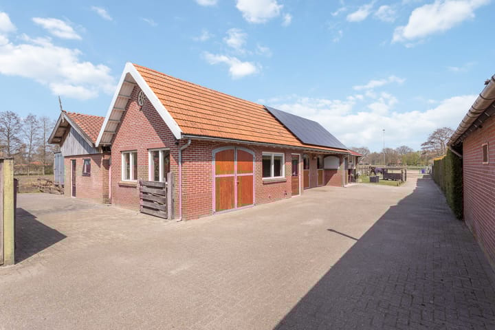 Photo 21 of Tiekenveenweg 19