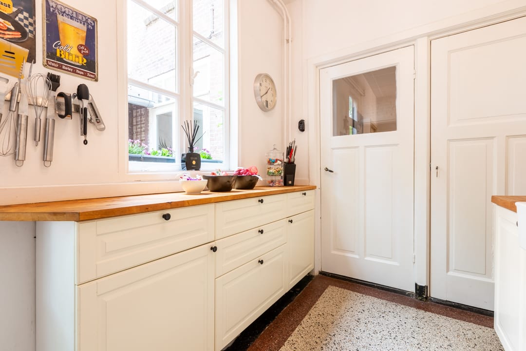 Photo 13 of Ginnekenweg 250