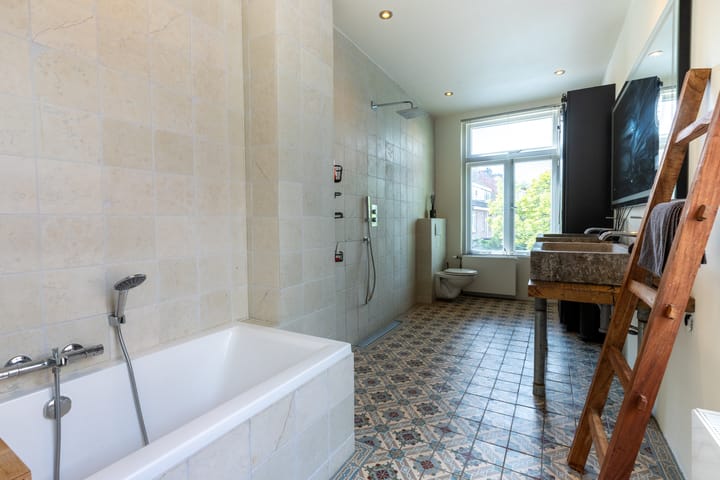 Foto 24 van Ginnekenweg 250