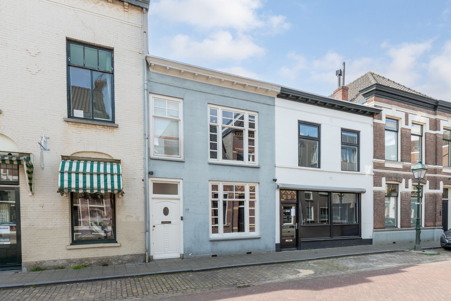 Photo 35 of Ginnekenweg 250