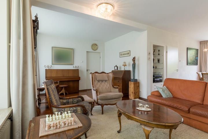 Photo 11 of Hazelaar 106