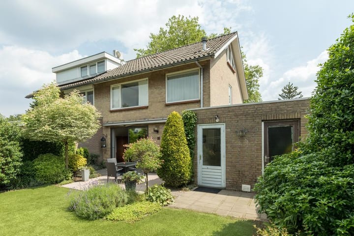 Photo 51 of Hazelaar 106