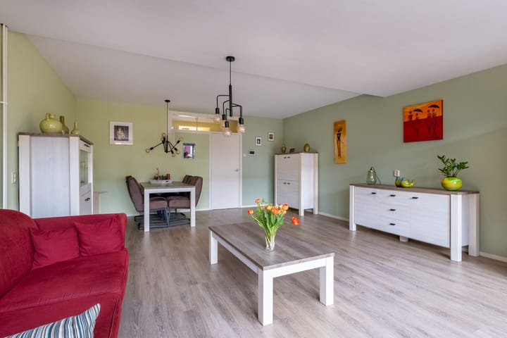 Photo 16 of Begoniastraat 37