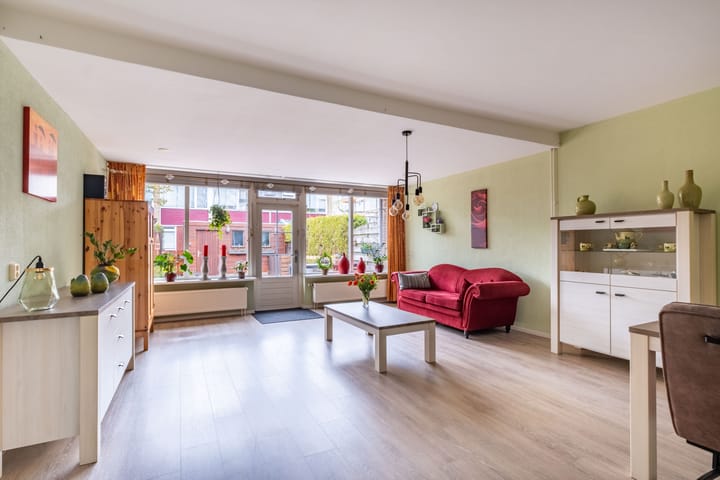 Photo 19 of Begoniastraat 37