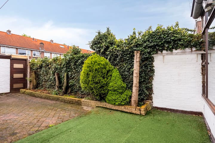 Foto 24 van Haagdoornstraat 45