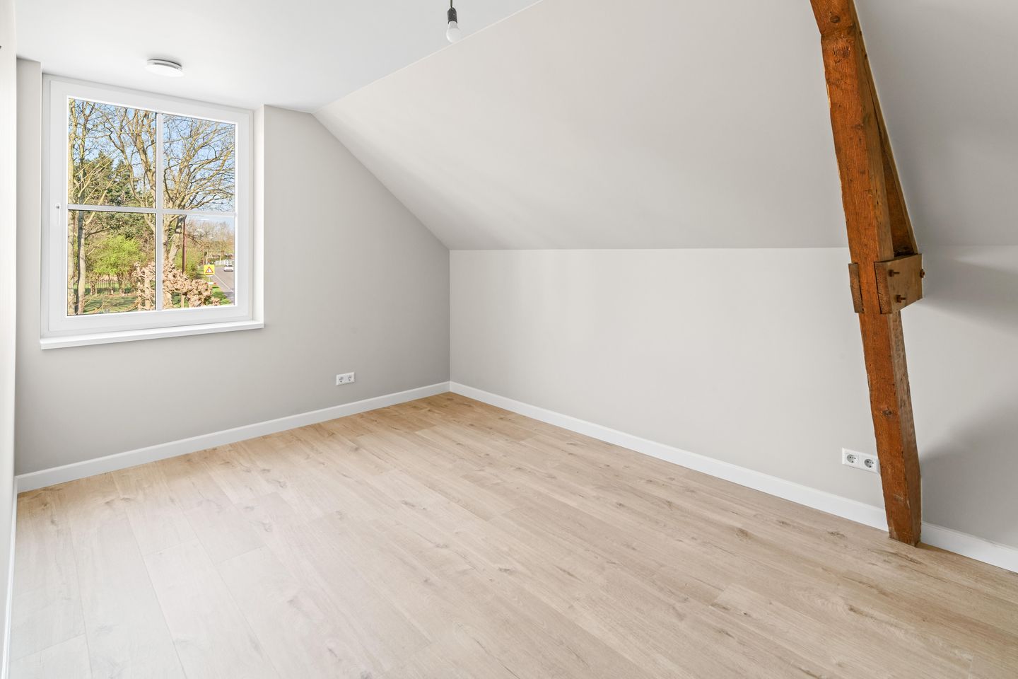 Foto 20 van Essenseweg 86