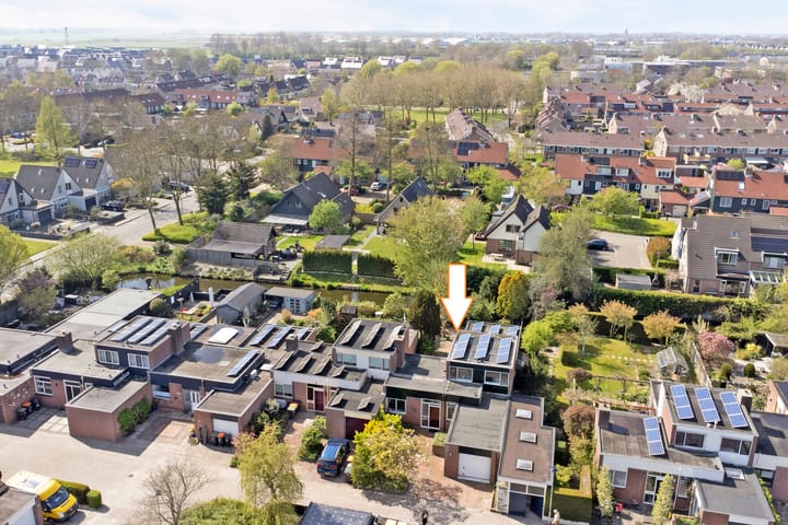Sluisdeur 25