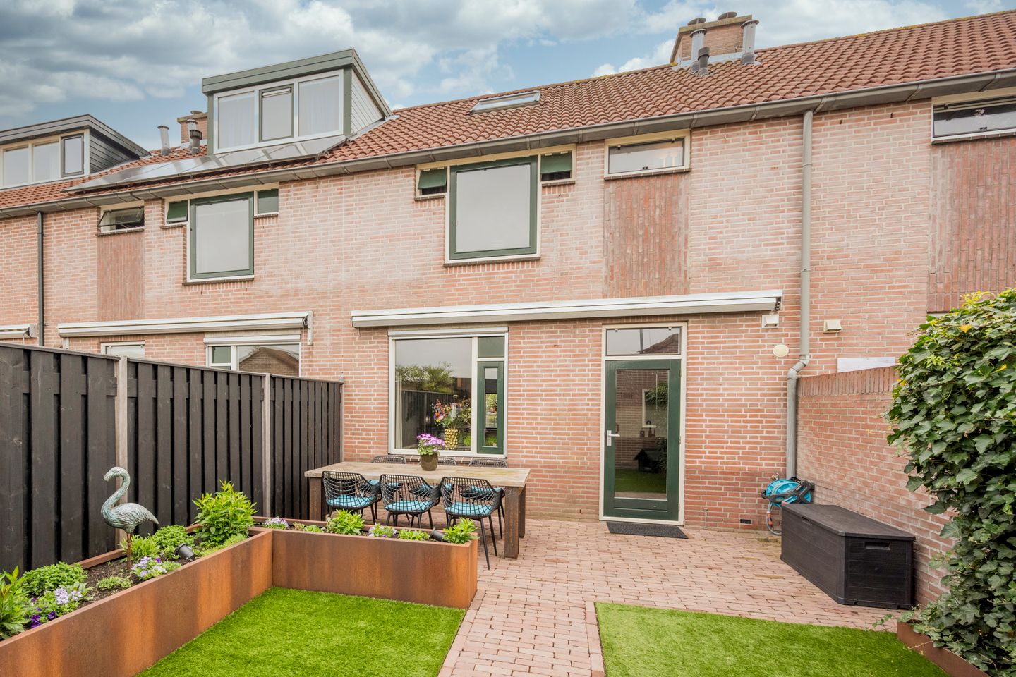 Foto 35 van Meester Folkertsstraat 9