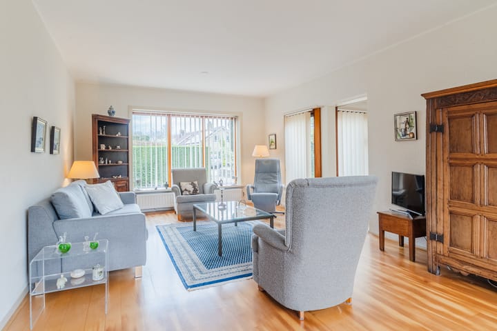 Foto 2 van van Karnebeeklaan 3