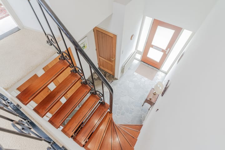 Foto 38 van van Karnebeeklaan 3