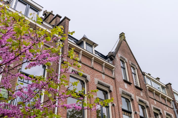 Foto 3 van Van Limburg Stirumstraat 4