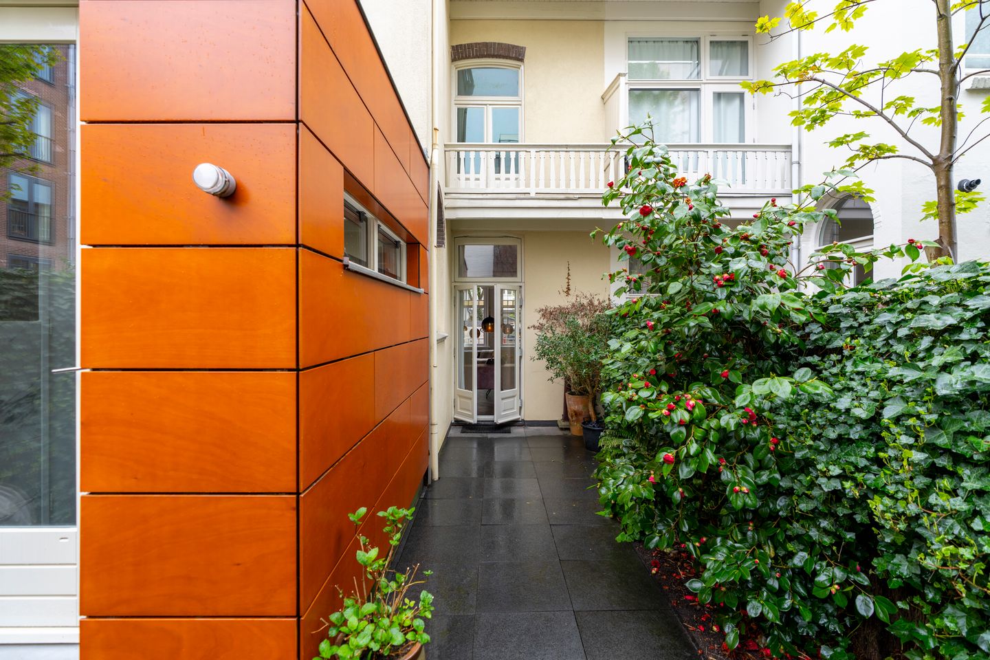 Foto 19 van Van Limburg Stirumstraat 4