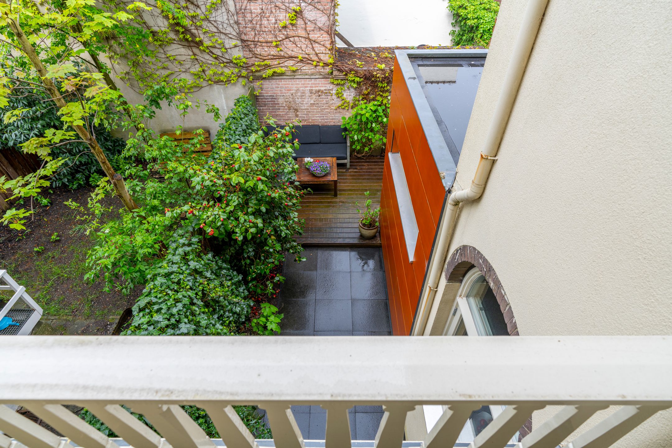 Foto 30 van Van Limburg Stirumstraat 4