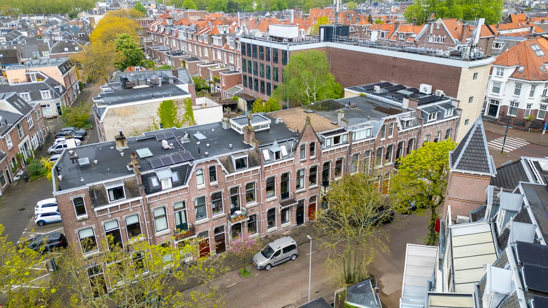 Foto 41 van Van Limburg Stirumstraat 4