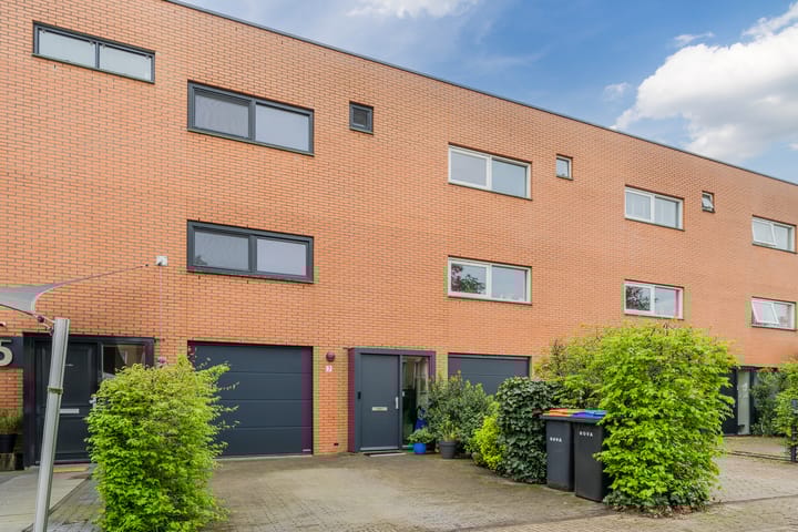 Photo 44 of Kikkerbeet 7