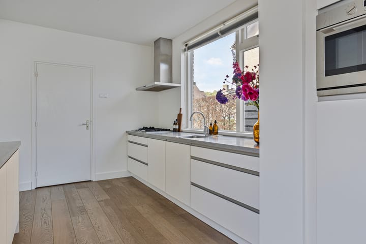 Foto 10 van Neptunusstraat 13