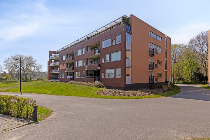 Photo 36 of Veldzigt 21