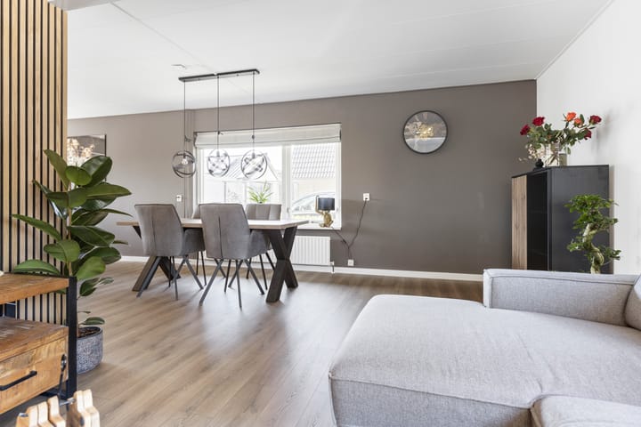 Foto 15 van Couperusstraat 3