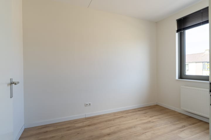 Foto 15 van Lindestraat 4