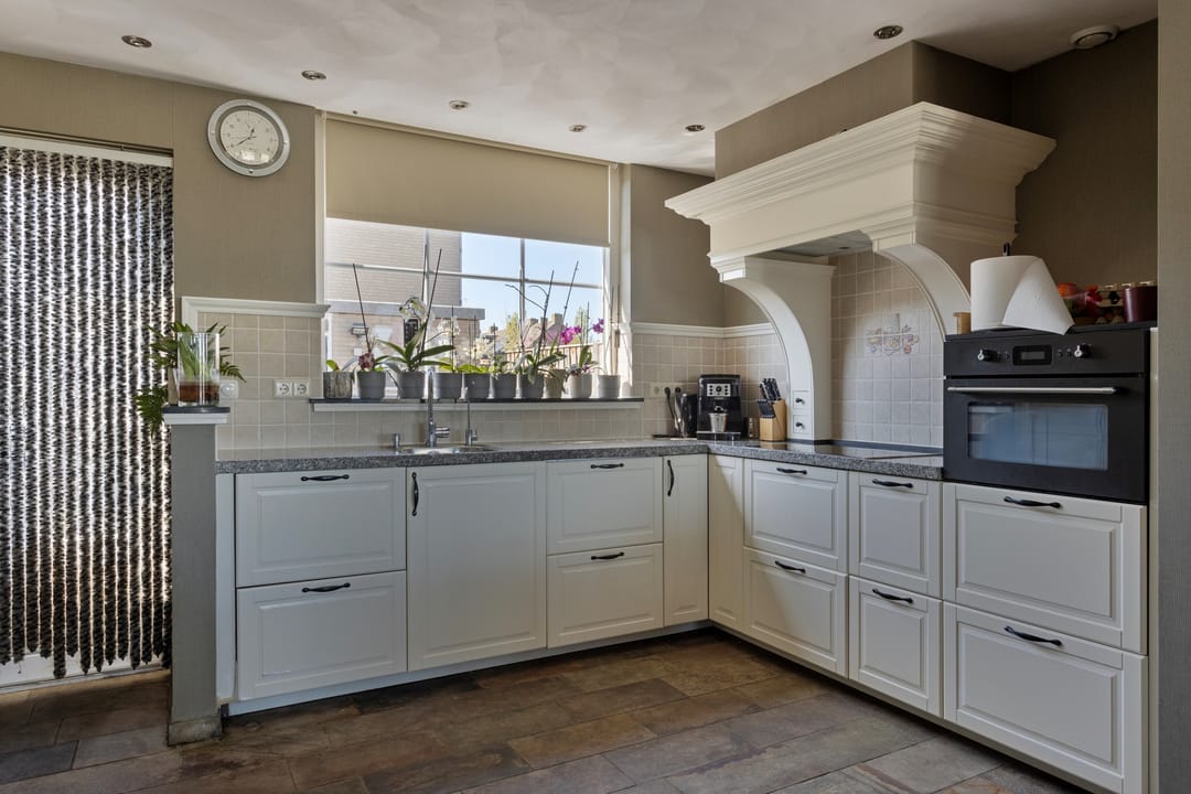 Photo 8 of Weegbree 20