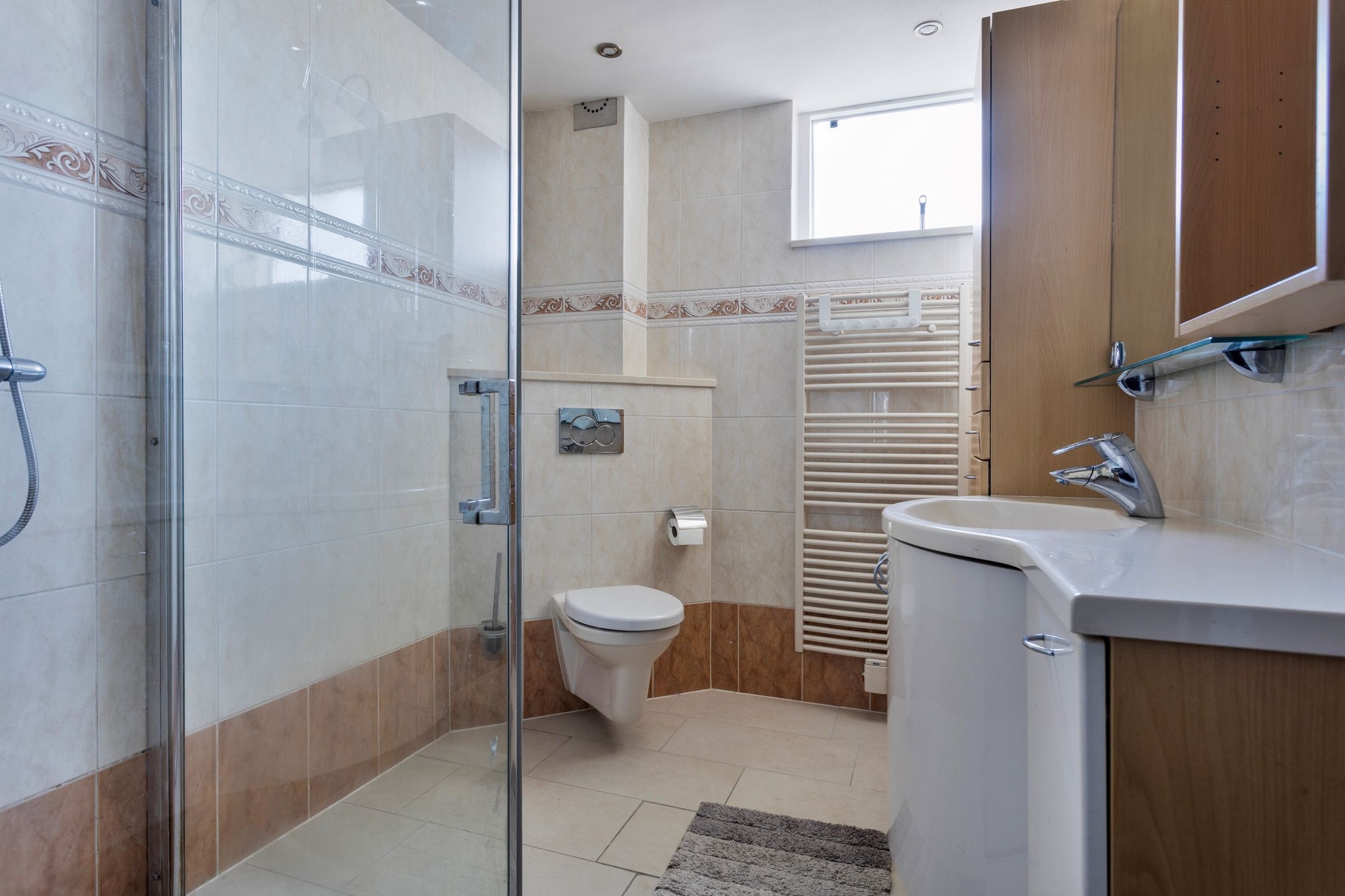 Photo 18 of Weegbree 20