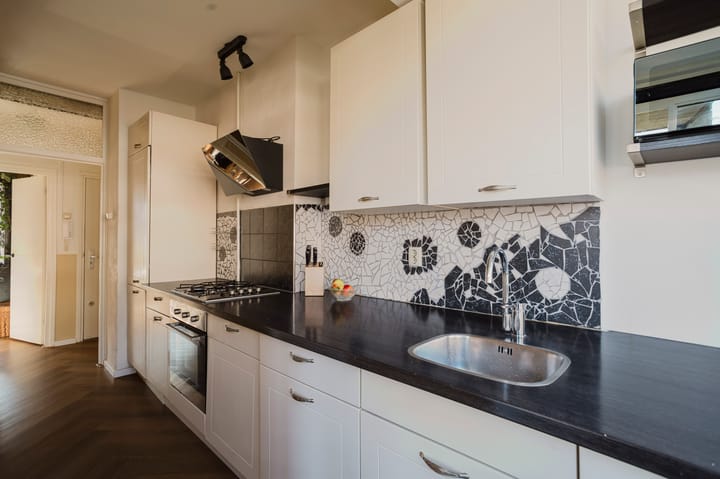 Photo 10 of Dirk Bonsstraat 2-1