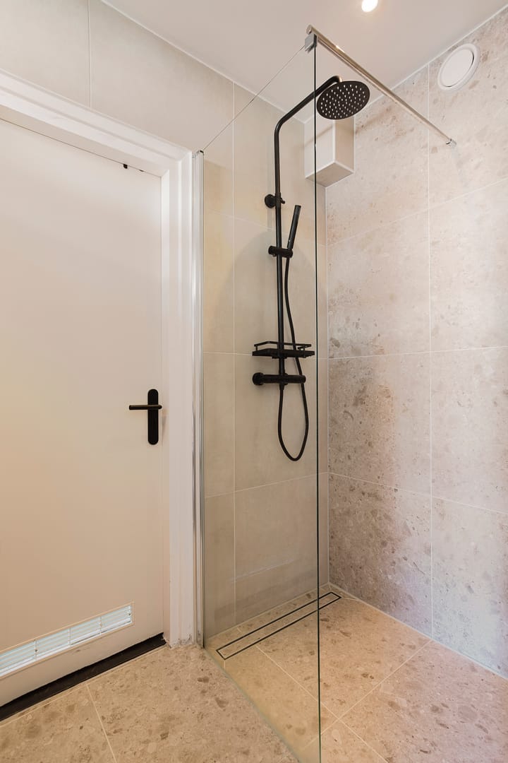 Photo 15 of Dirk Bonsstraat 2-1