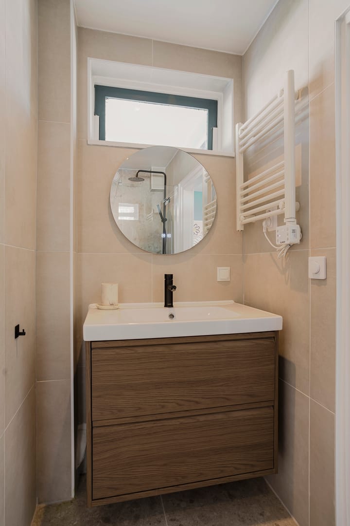 Photo 16 of Dirk Bonsstraat 2-1