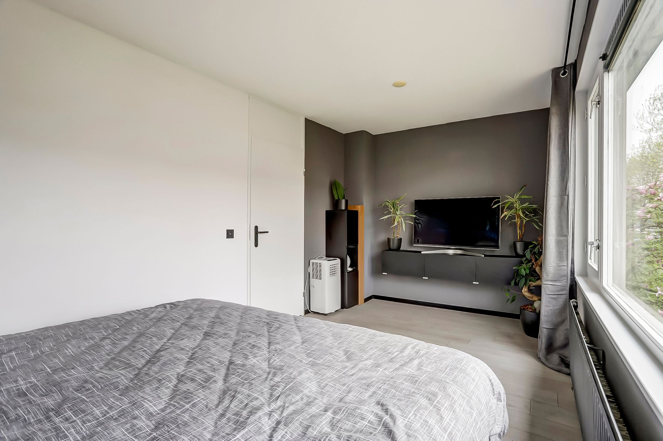 Photo 15 of Johanna Naber-erf 496