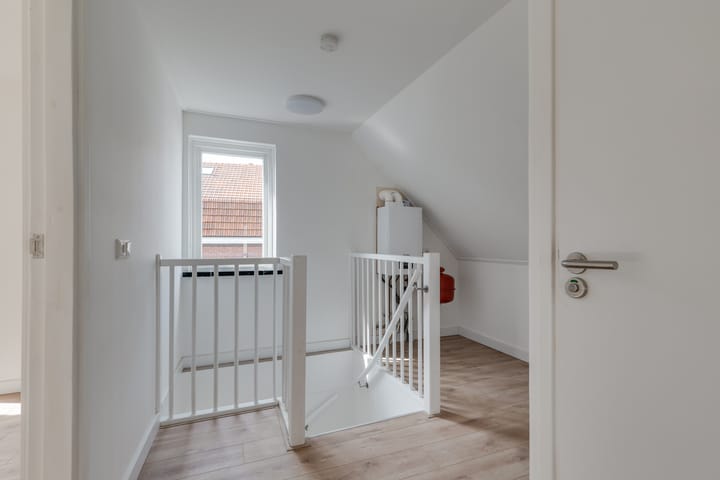 Foto 30 van Landstraat 28