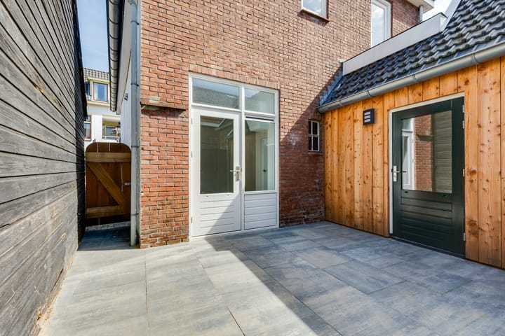 Foto 45 van Landstraat 28