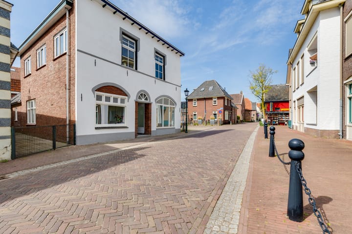 Foto 47 van Landstraat 28