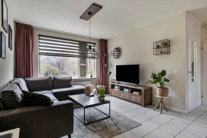 Foto 10 van Juralaan 7